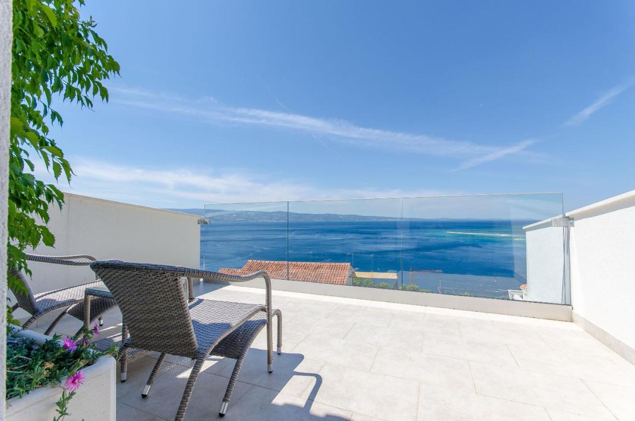Apartment Sreta Омиш Экстерьер фото