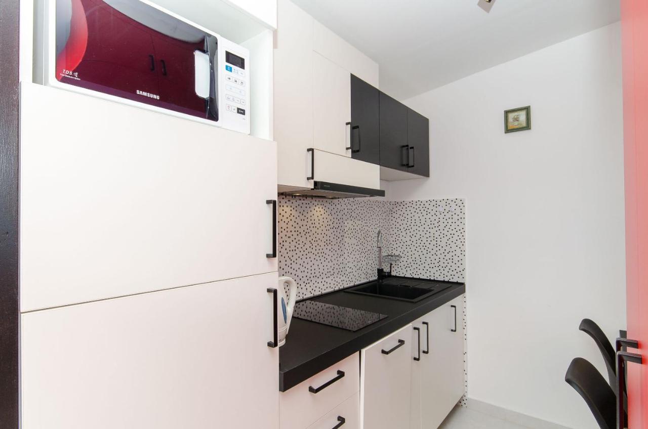 Apartment Sreta Омиш Экстерьер фото