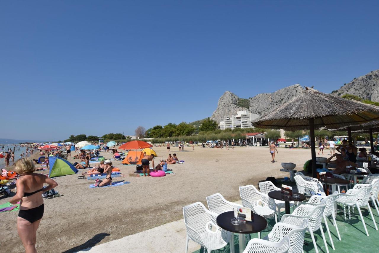 Apartment Sreta Омиш Экстерьер фото