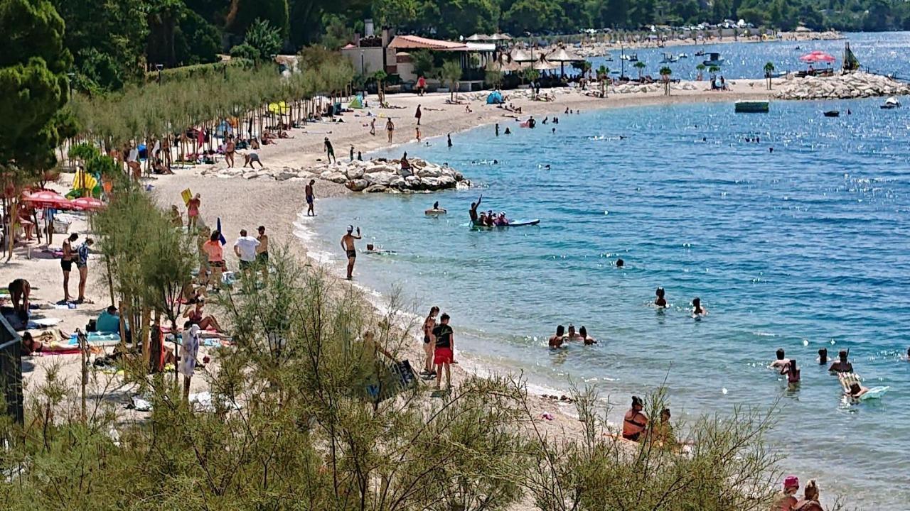Apartment Sreta Омиш Экстерьер фото